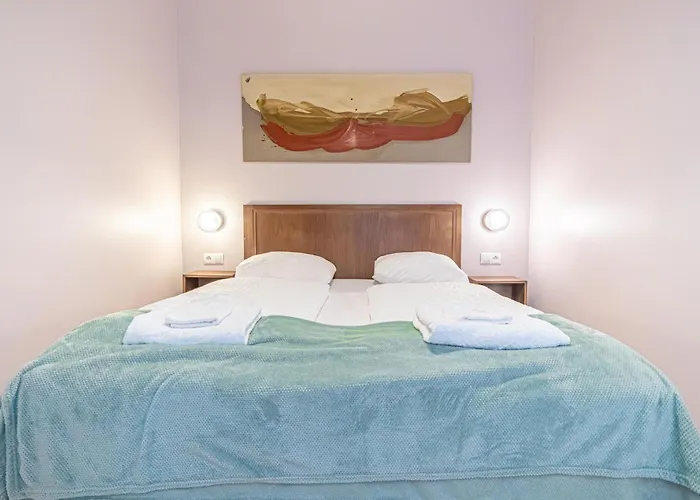 Appartement 1 Aprt & 5 Stylish Rooms, Comfort & Convenience Combined Wenen